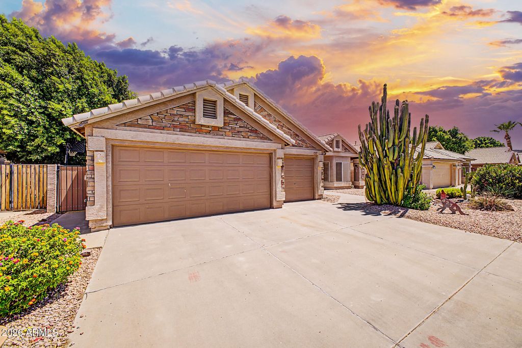 6374 W FIREBIRD Drive, Glendale, AZ 85308 — photo 4