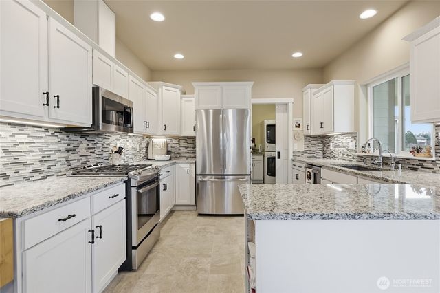 9235 180th Lane SW, Rochester, WA 98579