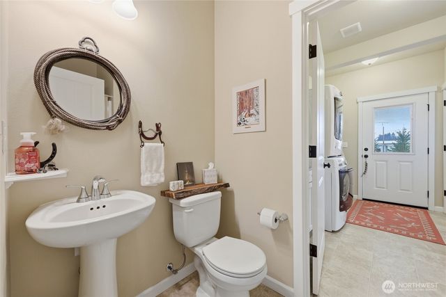 9235 180th Lane SW, Rochester, WA 98579