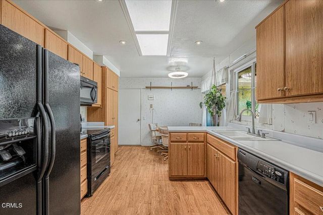 15229 Village 15, Camarillo, CA 93012