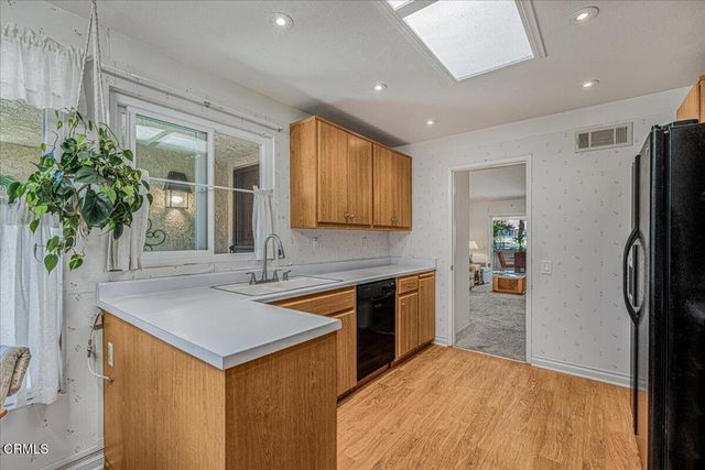 15229 Village 15, Camarillo, CA 93012