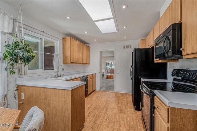 15229 Village 15, Camarillo, CA 93012