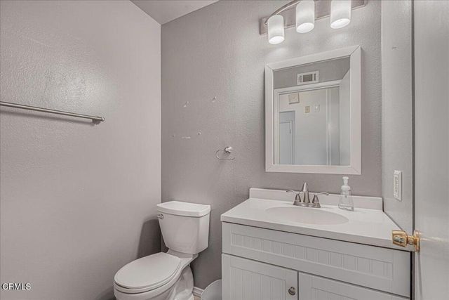 15229 Village 15, Camarillo, CA 93012