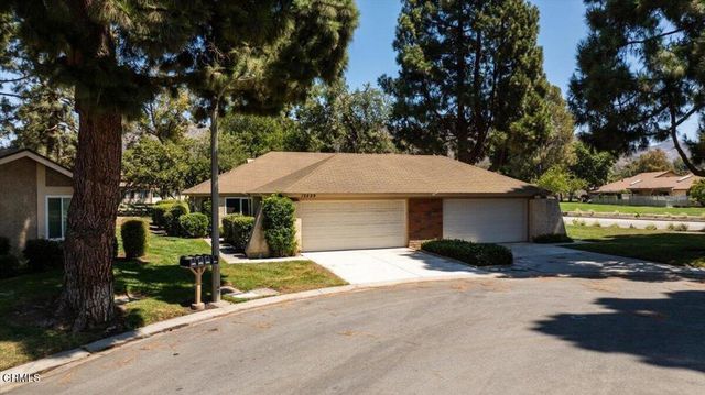 15229 Village 15, Camarillo, CA 93012