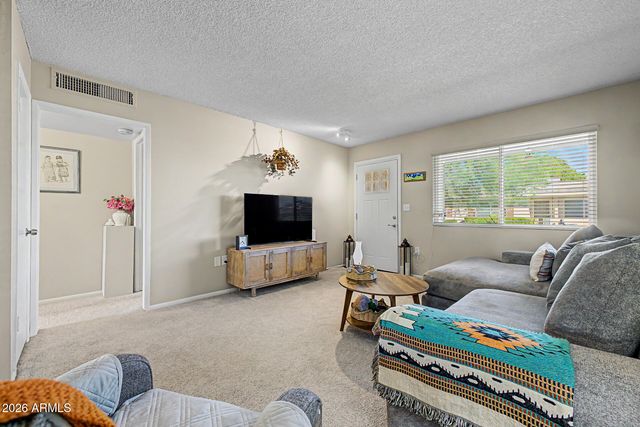 10547 W COGGINS Drive, Sun City, AZ 85351