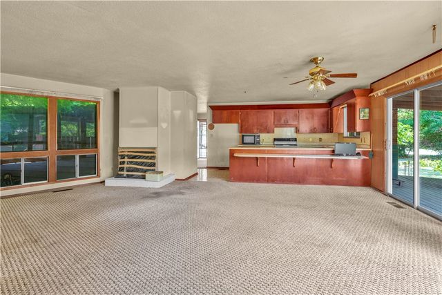 1165 Overcrest Street, Fayetteville, AR 72703