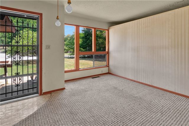 1165 Overcrest Street, Fayetteville, AR 72703