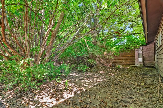 1165 Overcrest Street, Fayetteville, AR 72703