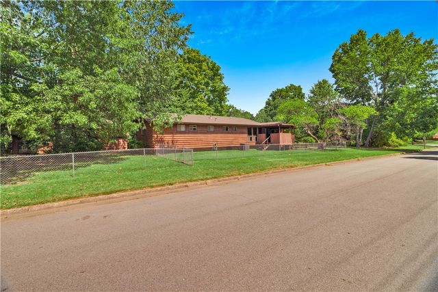 1165 Overcrest Street, Fayetteville, AR 72703