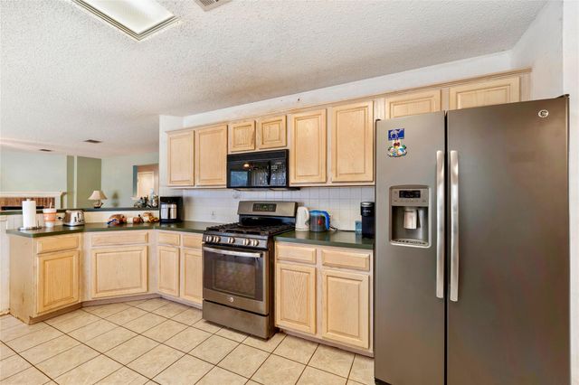 4008 Springwillow LN, Round Rock, TX 78681