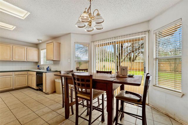 4008 Springwillow LN, Round Rock, TX 78681