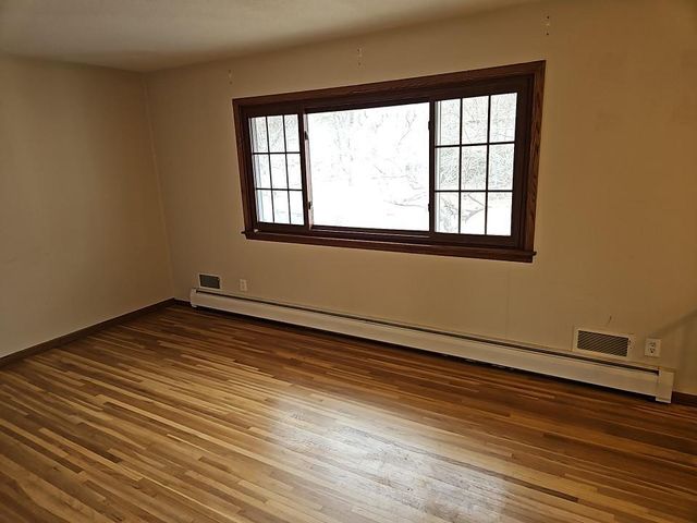 6017 Bethia Lane, Minneapolis, MN 55429