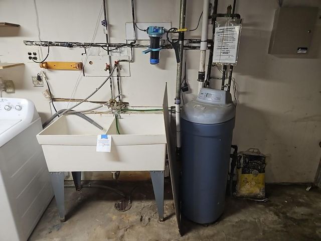 6017 Bethia Lane, Minneapolis, MN 55429