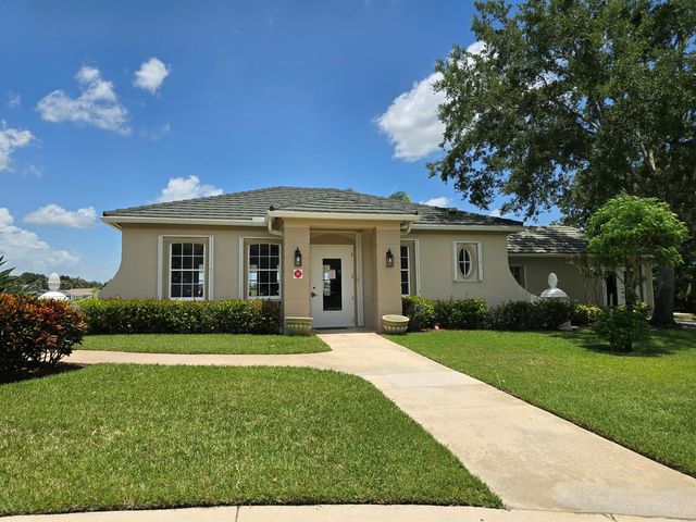 241 SW LAKE FOREST Way, Port St. Lucie, FL 34986