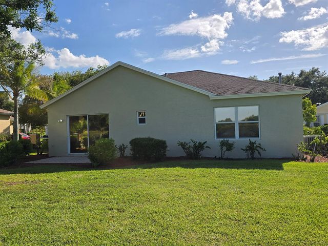 241 SW LAKE FOREST Way, Port St. Lucie, FL 34986