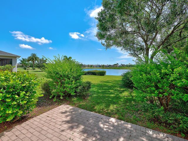 241 SW LAKE FOREST Way, Port St. Lucie, FL 34986