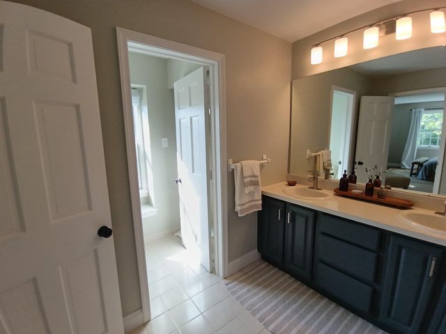 804 GENERAL STERLING DR, West Chester, PA 19382
