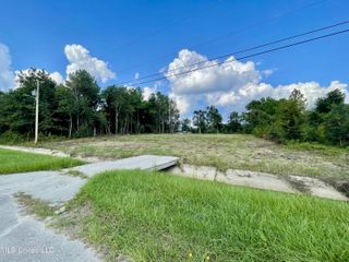 Terrace Avenue, Waveland, MS 39576