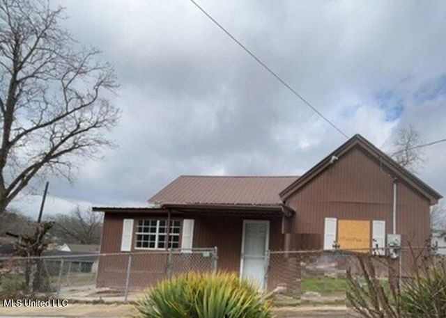 3104 10th Street, Meridian, MS 39301