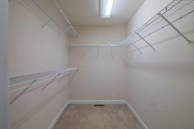 537 Big Oak Dr, Manchester, TN 37355