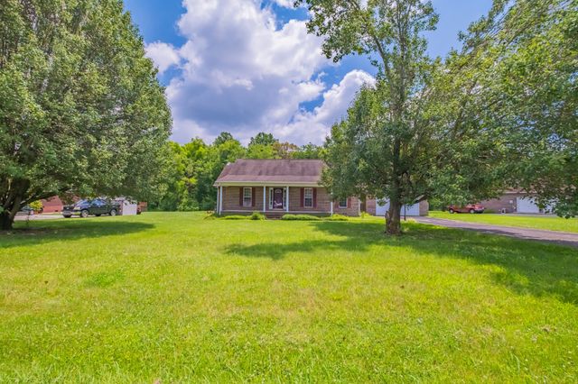 537 Big Oak Dr, Manchester, TN 37355