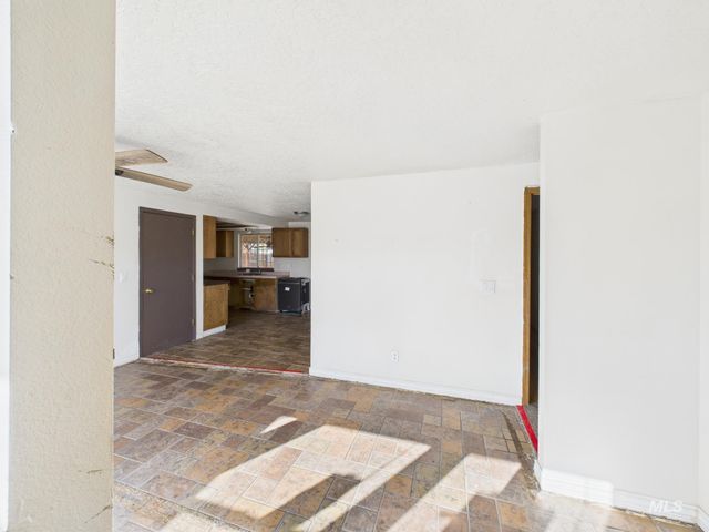 1427 Missoula Way, Caldwell, ID 83605