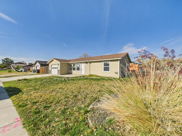 1427 Missoula Way, Caldwell, ID 83605