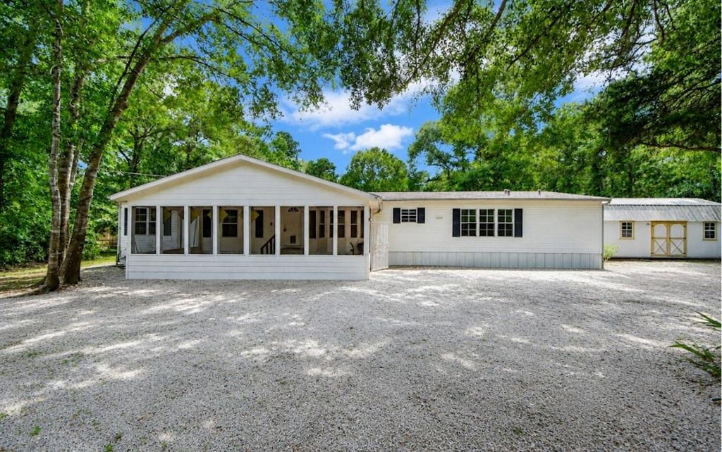 3615 Brazewell Road, Cleveland, TX 77328