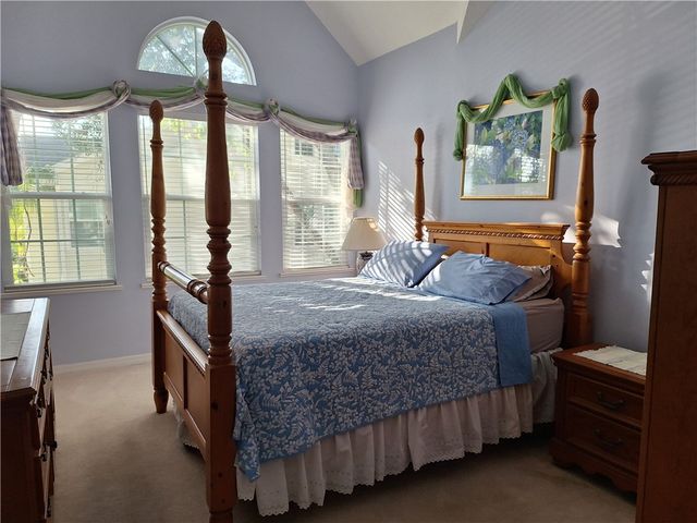 1914 Westminster Circle 13-4, Vero Beach, FL 32966