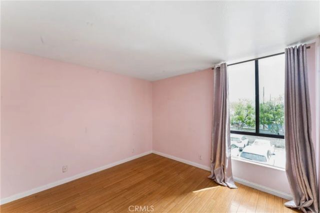 7826 Topanga Canyon 220, Canoga Park, CA 91304