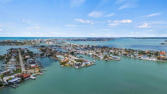 7010 PARK STREET S, St Petersburg, FL 33707