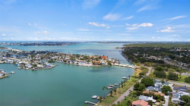 7010 PARK STREET S, St Petersburg, FL 33707