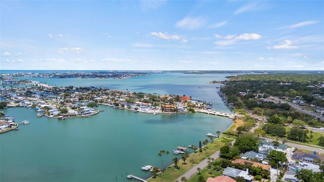 7010 PARK STREET S, St Petersburg, FL 33707