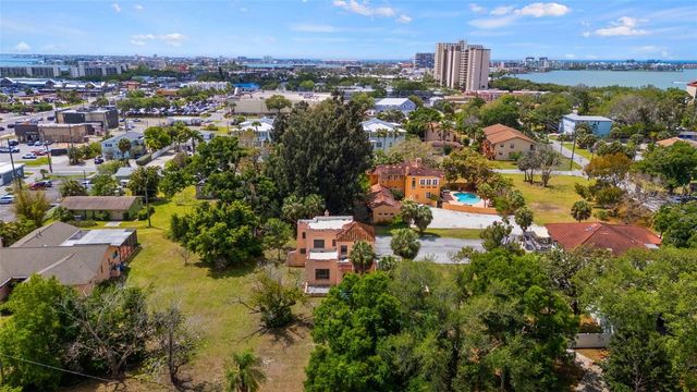 7010 PARK STREET S, St Petersburg, FL 33707