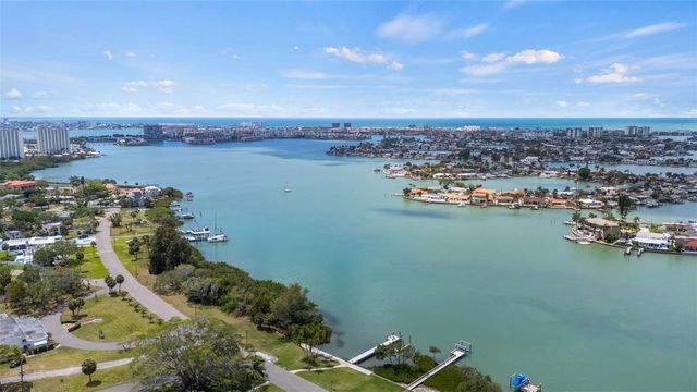 7010 PARK STREET S, St Petersburg, FL 33707