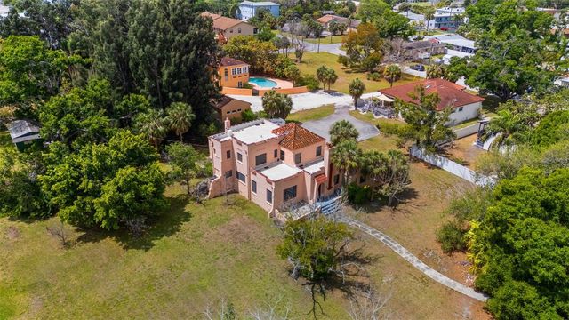 7010 PARK STREET S, St Petersburg, FL 33707