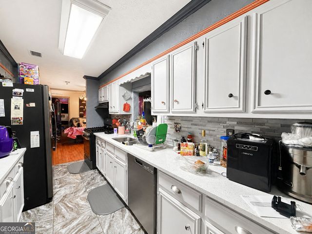840 Sugar Creek Drive SE, Conyers, GA 30094