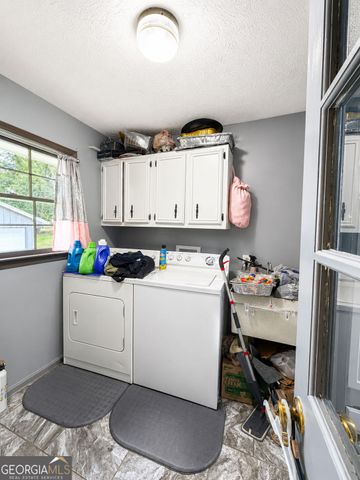 840 Sugar Creek Drive SE, Conyers, GA 30094