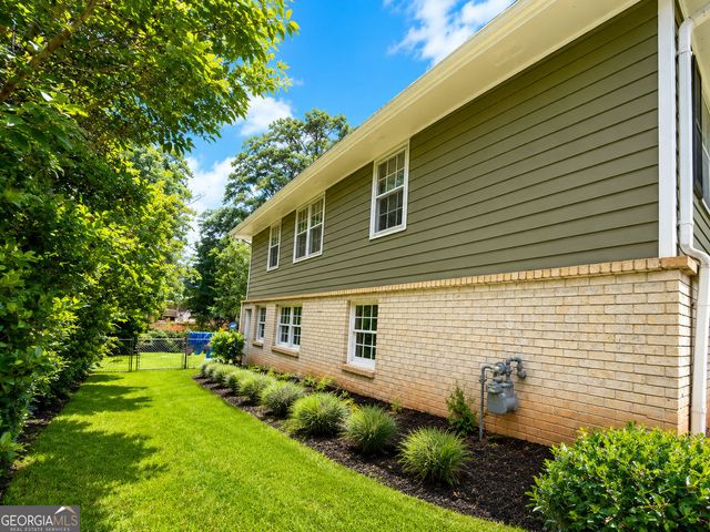 840 Sugar Creek Drive SE, Conyers, GA 30094