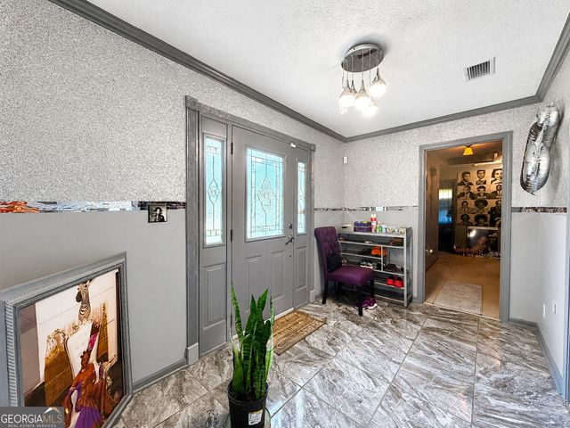 840 Sugar Creek Drive SE, Conyers, GA 30094