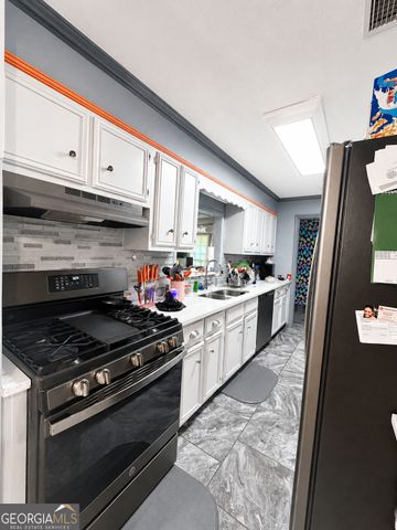 840 Sugar Creek Drive SE, Conyers, GA 30094