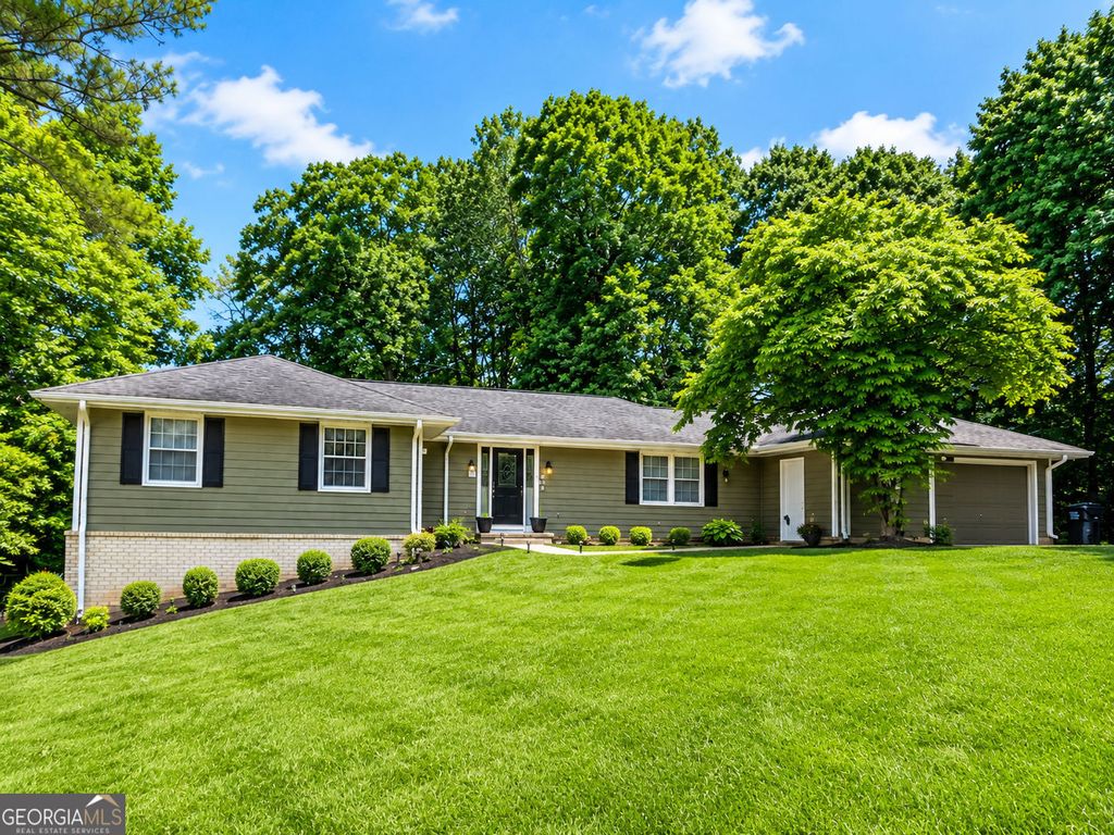 840 Sugar Creek Drive SE, Conyers, GA 30094