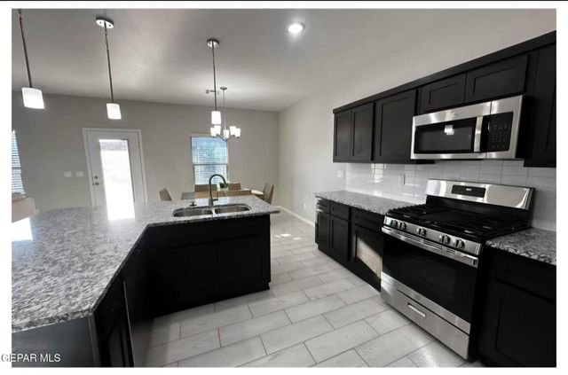 1747 EASED, El Paso, TX 79928