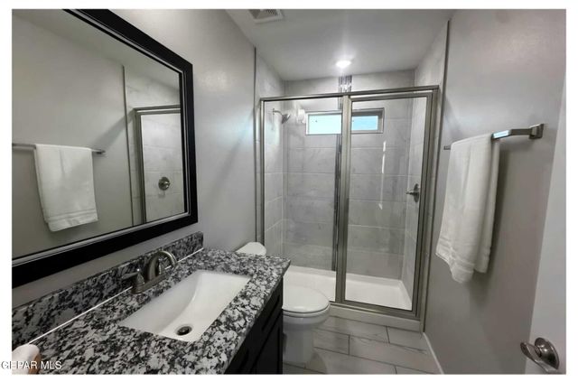1747 EASED, El Paso, TX 79928
