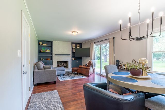 2727 Roscommon Drive, Fort Wayne, IN 46805