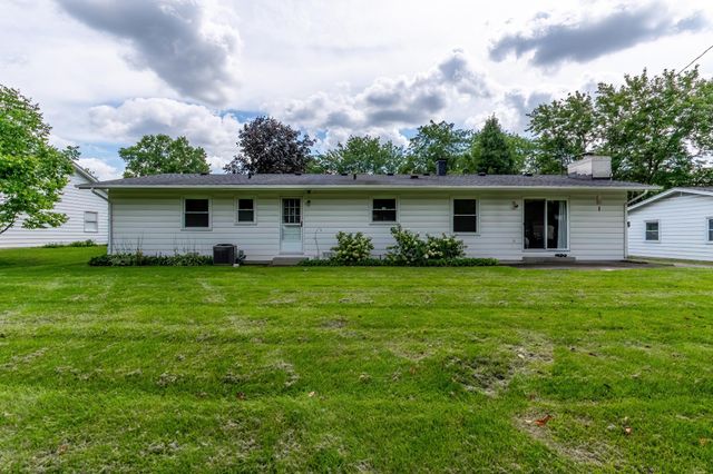 2727 Roscommon Drive, Fort Wayne, IN 46805