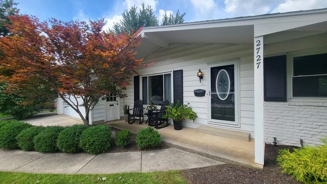 2727 Roscommon Drive, Fort Wayne, IN 46805
