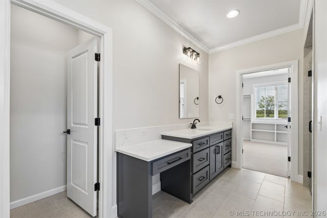 31411 E Two Socks Drive, Broken Arrow, OK 74014