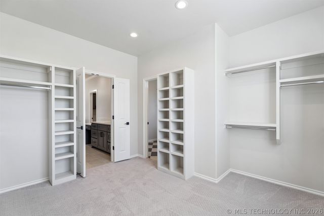 31411 E Two Socks Drive, Broken Arrow, OK 74014