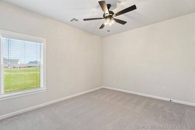 31411 E Two Socks Drive, Broken Arrow, OK 74014
